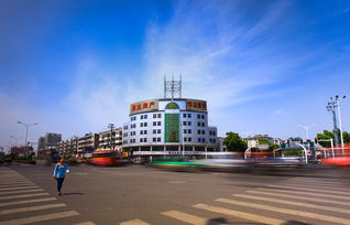 城市節(jié)奏中的定格與傳承 從廬江論壇到仙岳小學(xué)的影像敘事