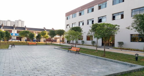 線(xiàn)上文博會(huì)展出季 五十二 全國(guó)各省市文化精品走廊② 湖北省文化產(chǎn)業(yè)優(yōu)質(zhì)企業(yè)推介 暨 廈門(mén)市仙岳小學(xué)文化傳承實(shí)踐專(zhuān)題